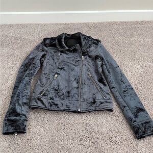 Blank NYC Velvet Metallic Jacket, size M (NWOT!) ✨